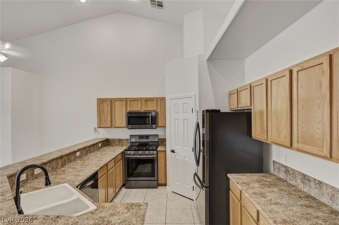5605 Grand Guiness Court Property Photo 18