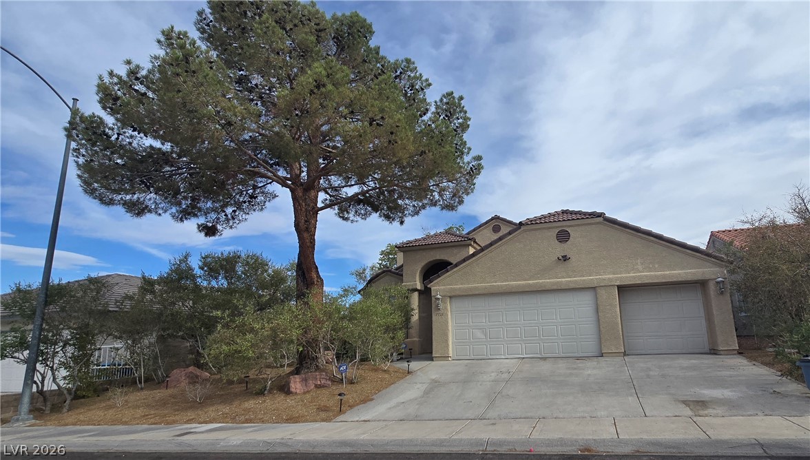 7733 Bentonite Drive Property Photo 1