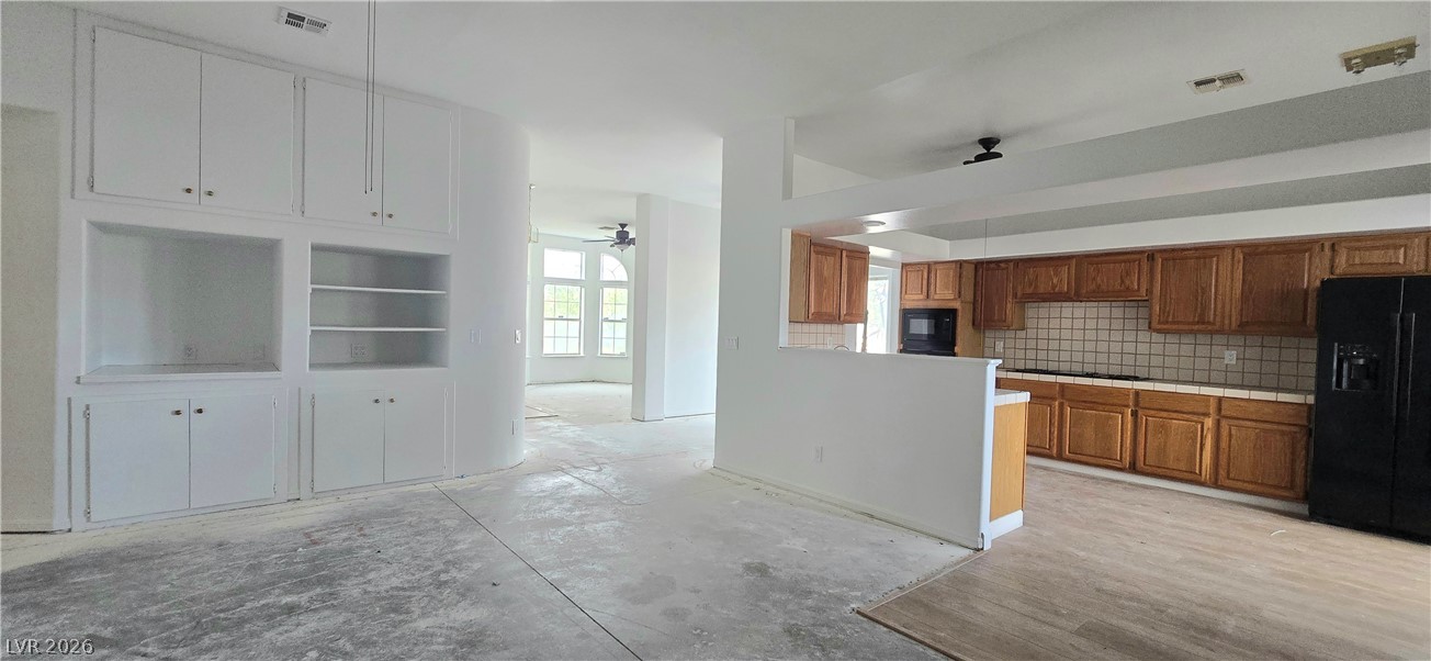 7733 Bentonite Drive Property Photo 18