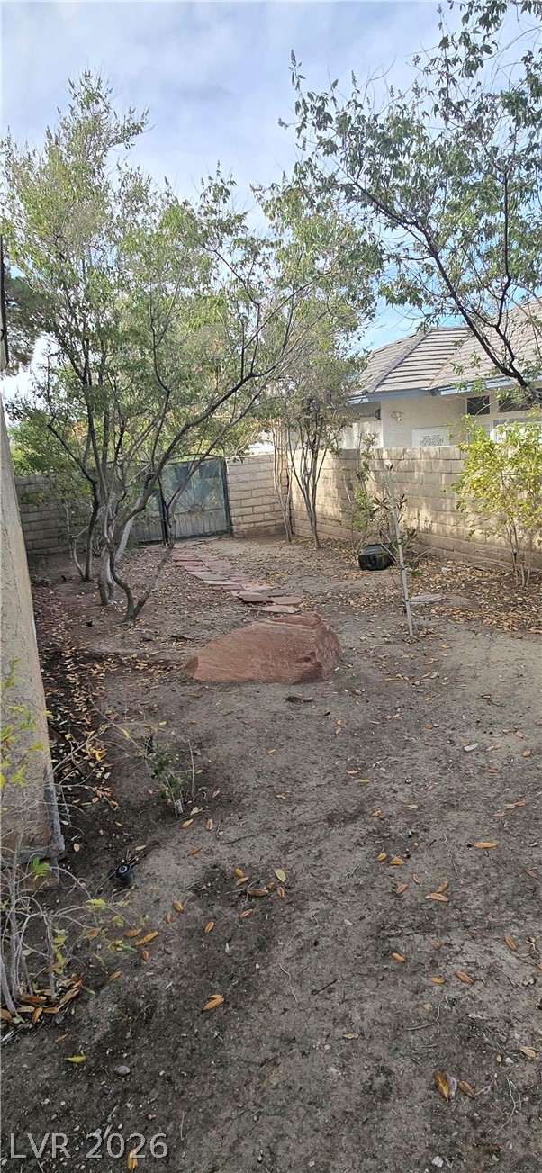 7733 Bentonite Drive Property Photo 29