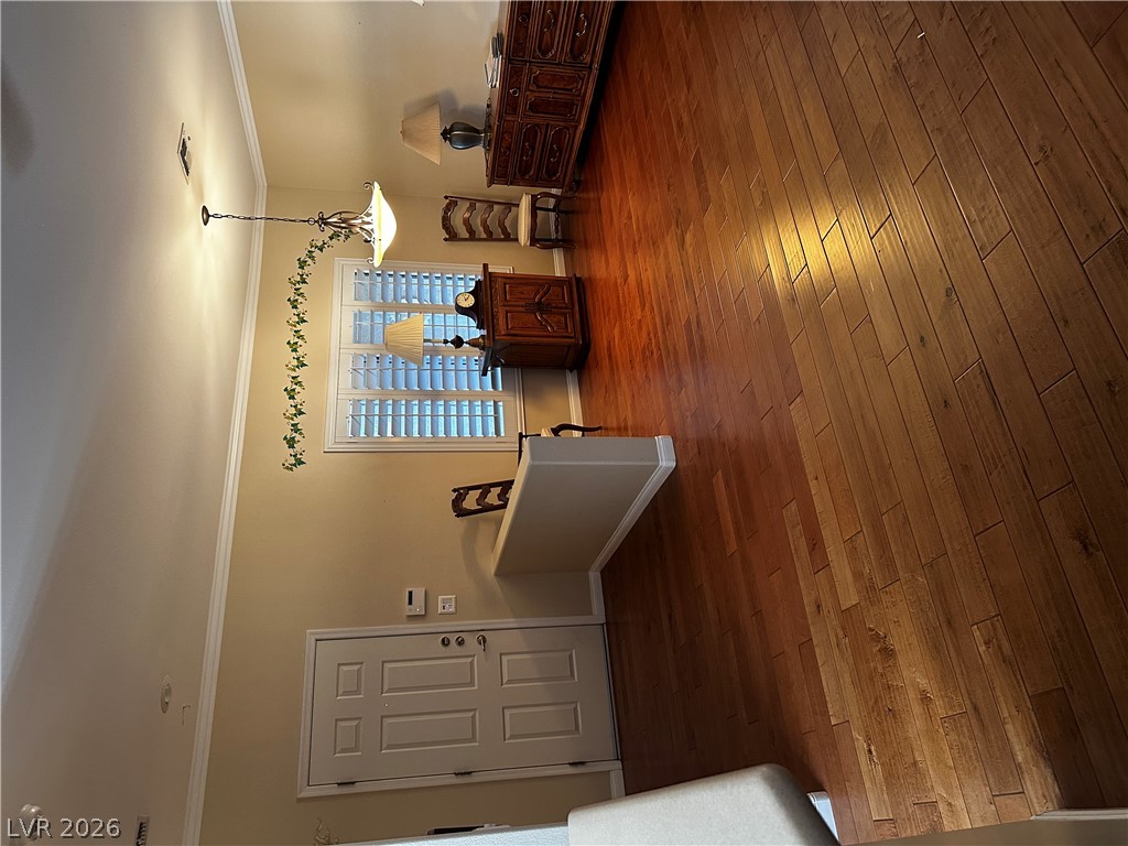 1513 Bonner Springs Drive Property Photo 2