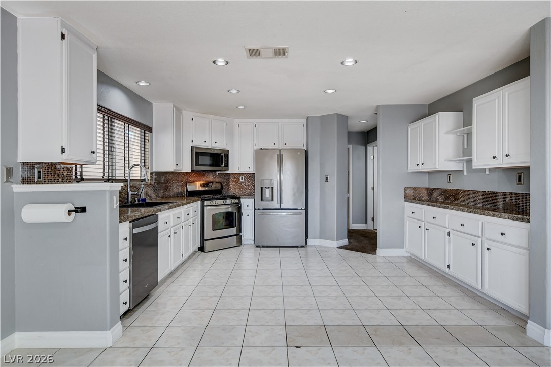 6022 Evening View Street Property Photo 19