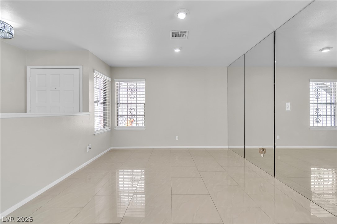 4214 Whippoorwill Circle Property Photo 9