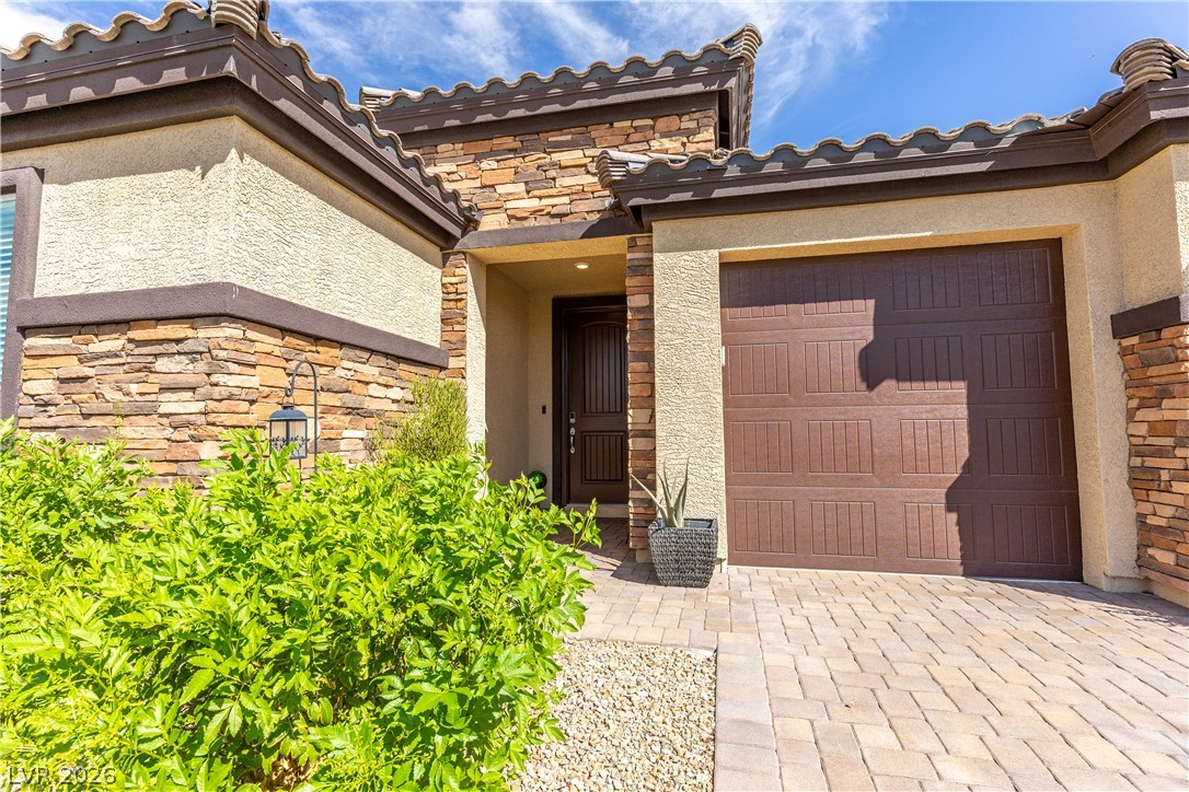 6330 Montrose Park Court Property Photo 4