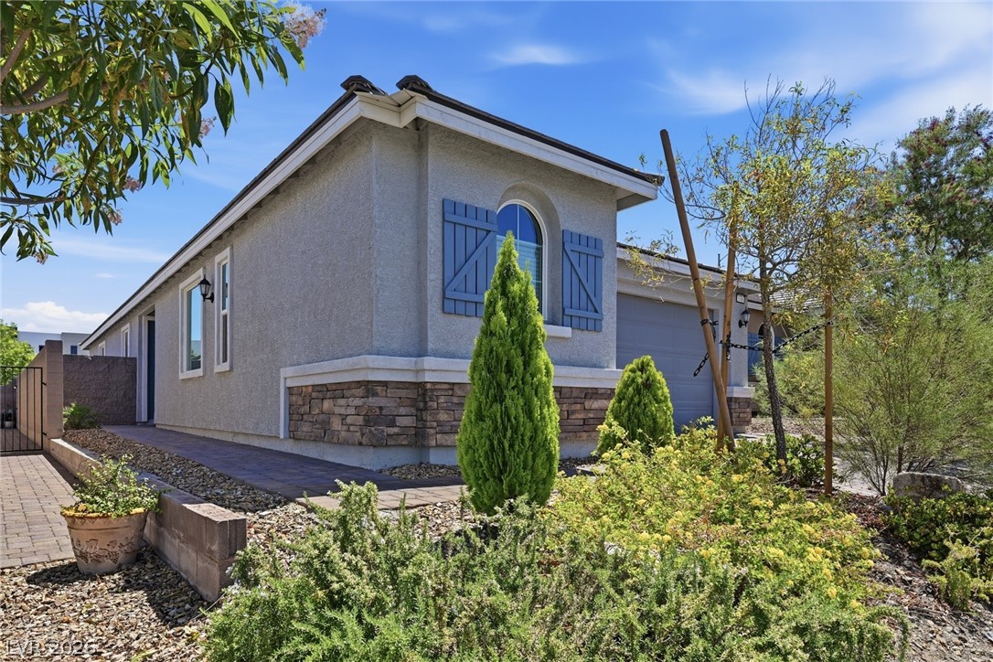 3706 Neblina Drive Property Photo 3