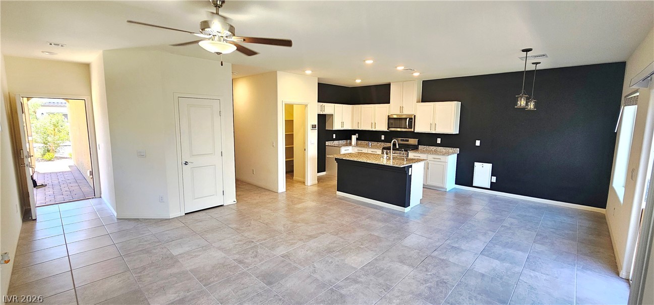 1774 Kylie River Place Property Photo 3