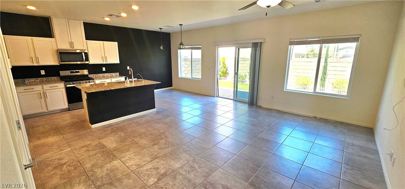 1774 Kylie River Place Property Photo 7