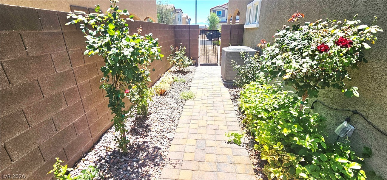 1774 Kylie River Place Property Photo 26