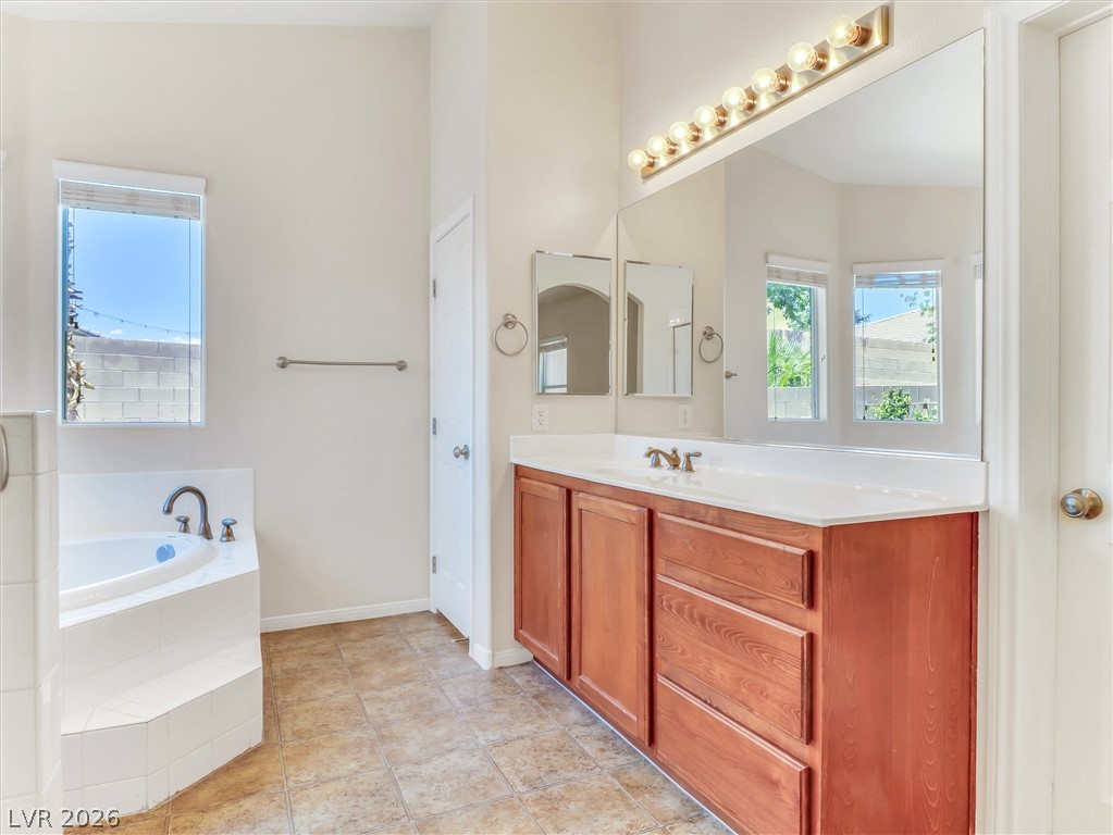716 Fiesta Del Rey Avenue Property Photo 25