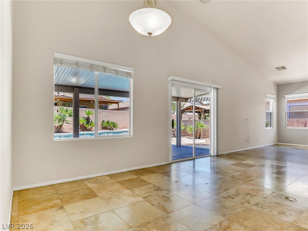 716 Fiesta Del Rey Avenue Property Photo 32