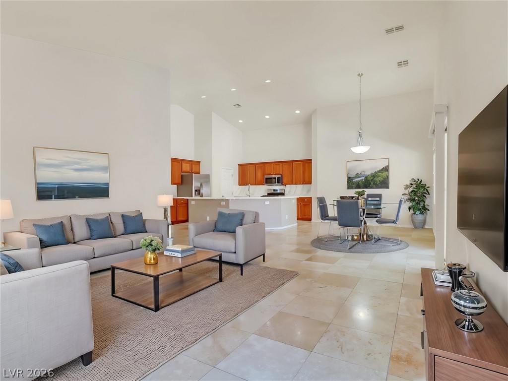 716 Fiesta Del Rey Avenue Property Photo 35