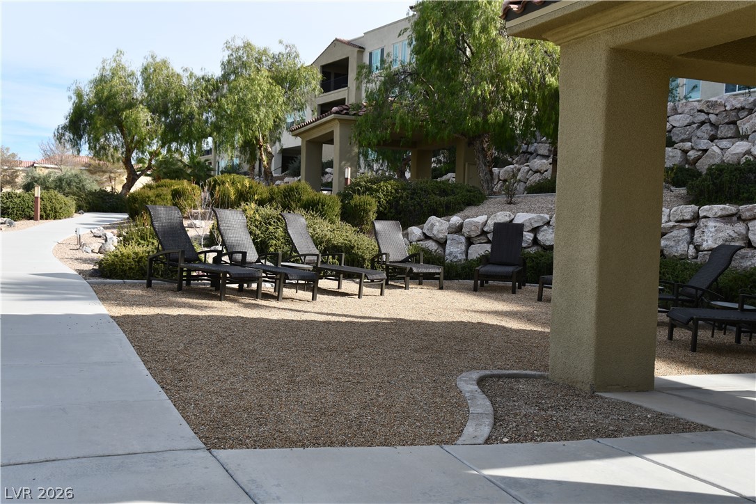 2555 Hampton Road 7109 Property Photo 6