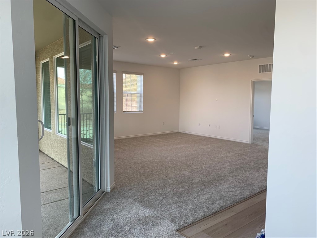 2555 Hampton Road 7109 Property Photo 13