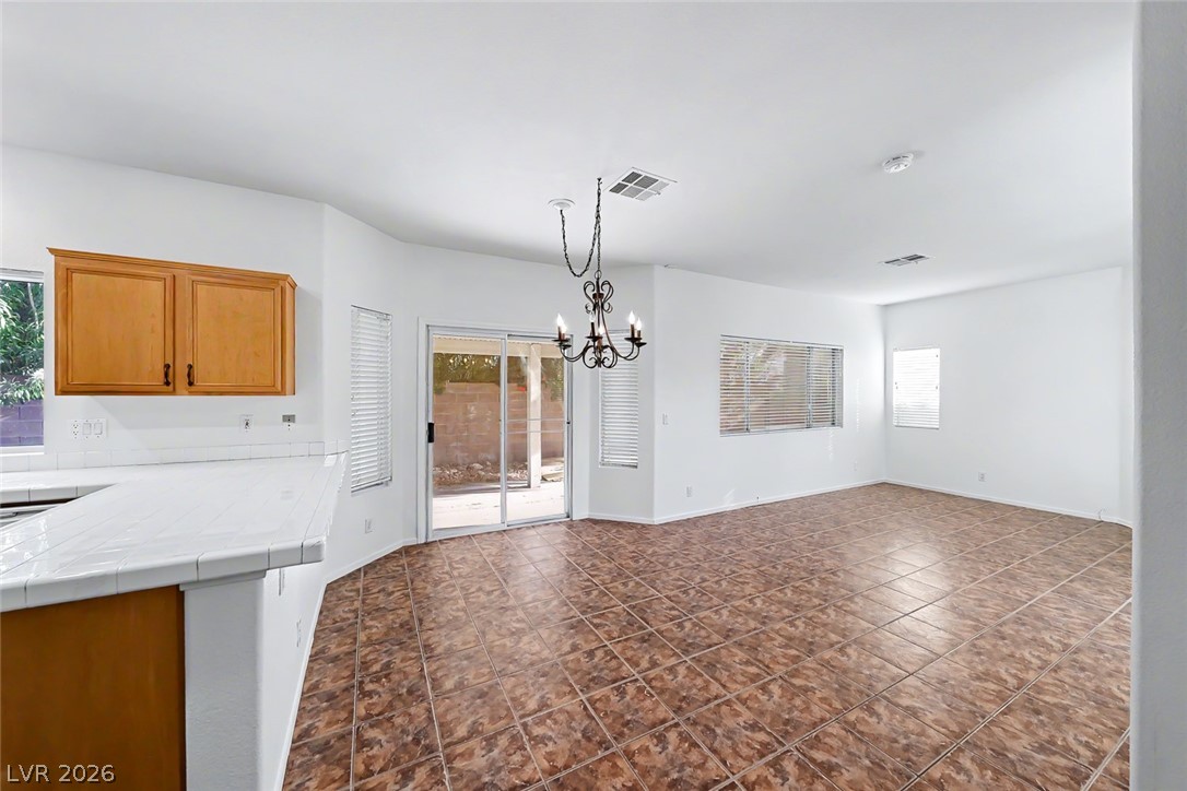 999 Whispering Grove Avenue Property Photo 11