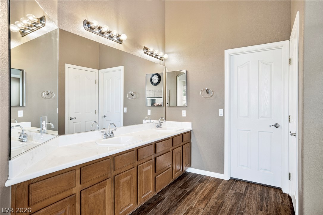 348 Quiet Harbor Drive Property Photo 19