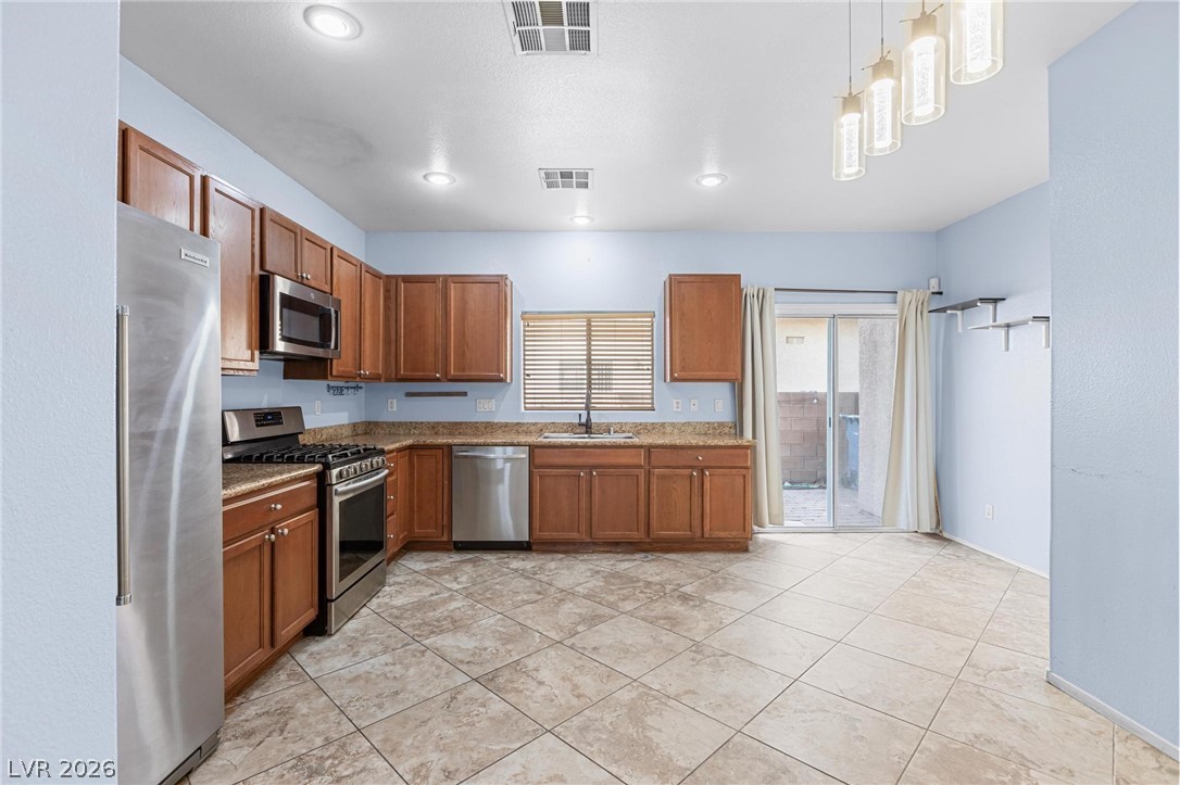 6786 Travertine Lane Property Photo 13
