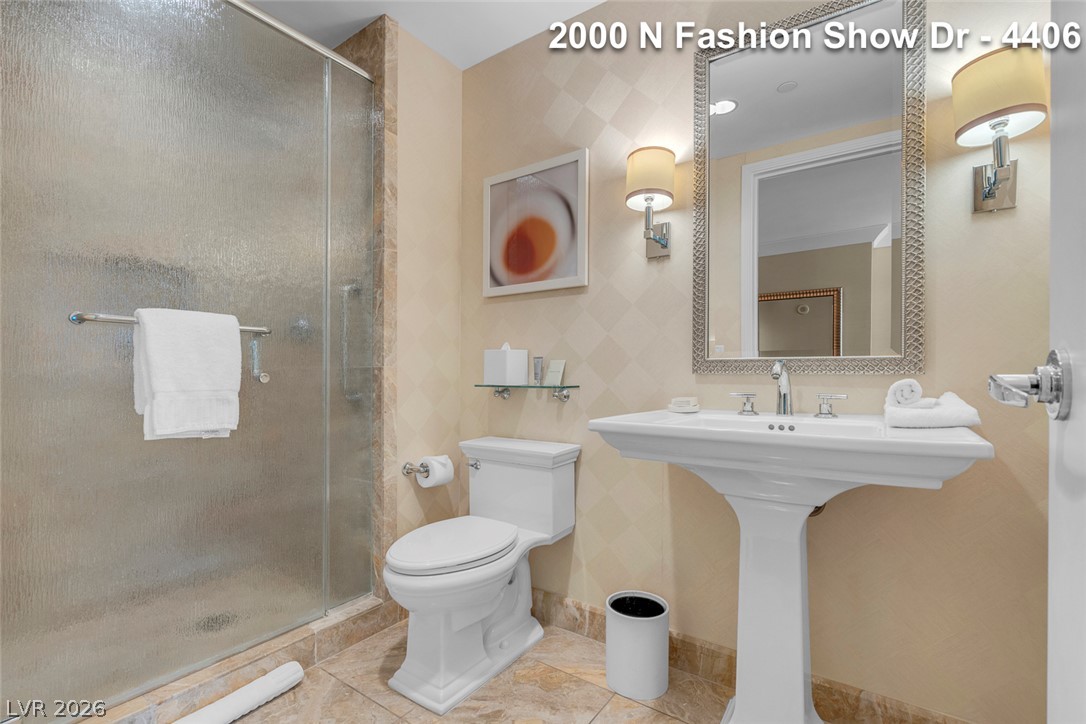 2000 Fashion Show Drive 4406 Property Photo 25