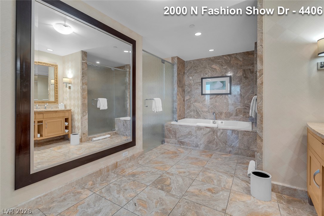 2000 Fashion Show Drive 4406 Property Photo 36