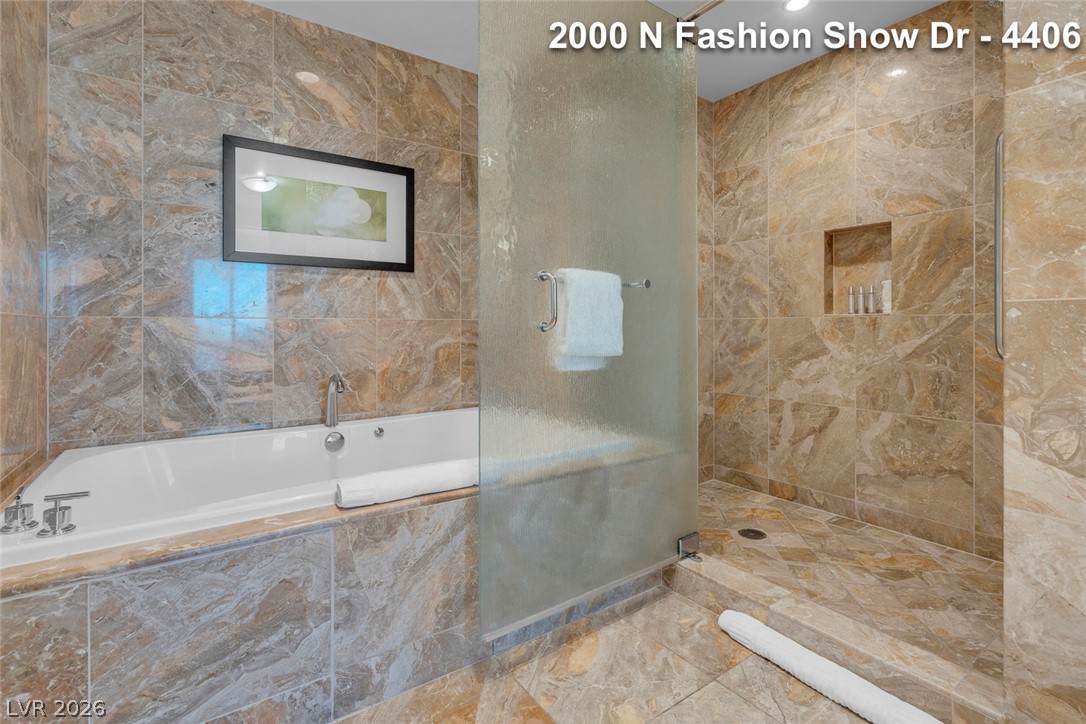 2000 Fashion Show Drive 4406 Property Photo 42
