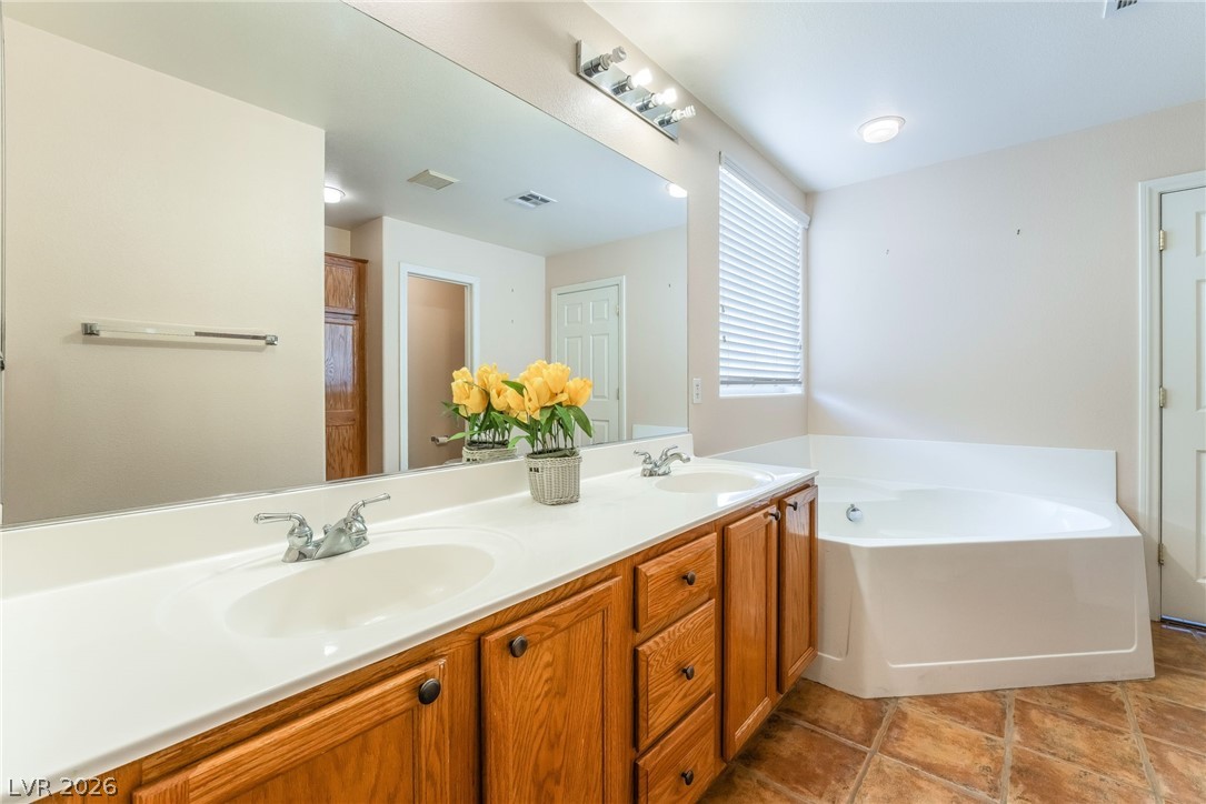 2608 Campobello Avenue Property Photo 24