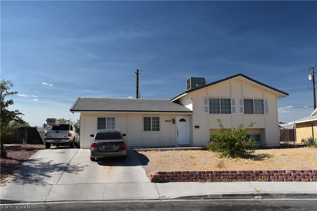 6620 Bourbon Way Property Photo 1