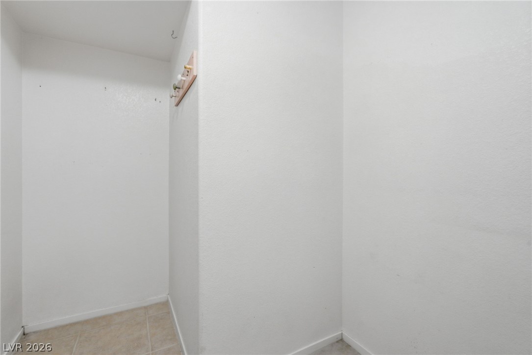 9190 West Naples Drive Property Photo 14