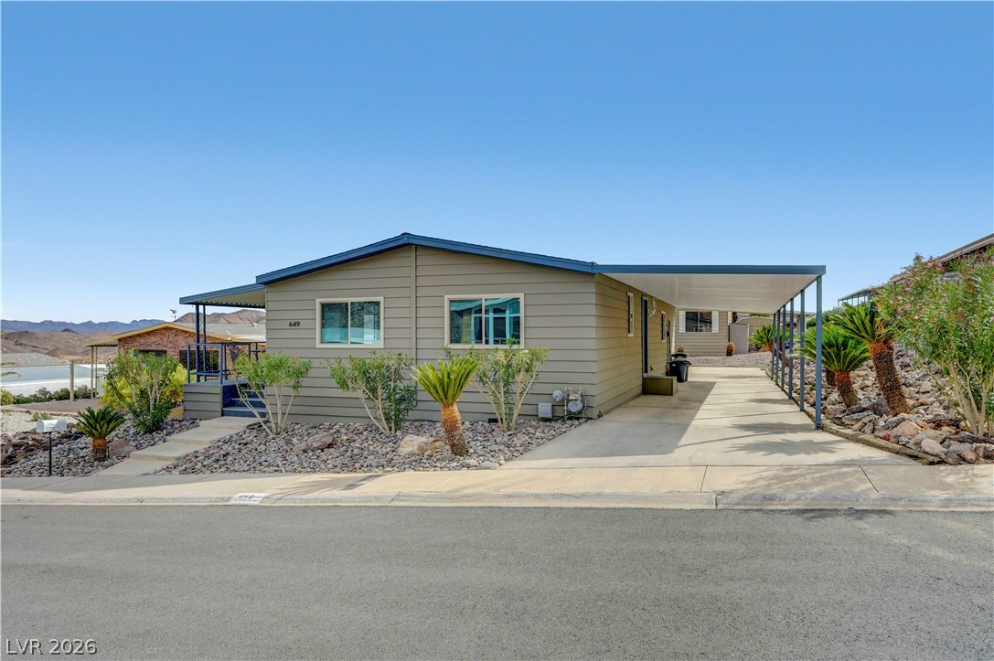 649 Mount Bona Way Property Photo 4