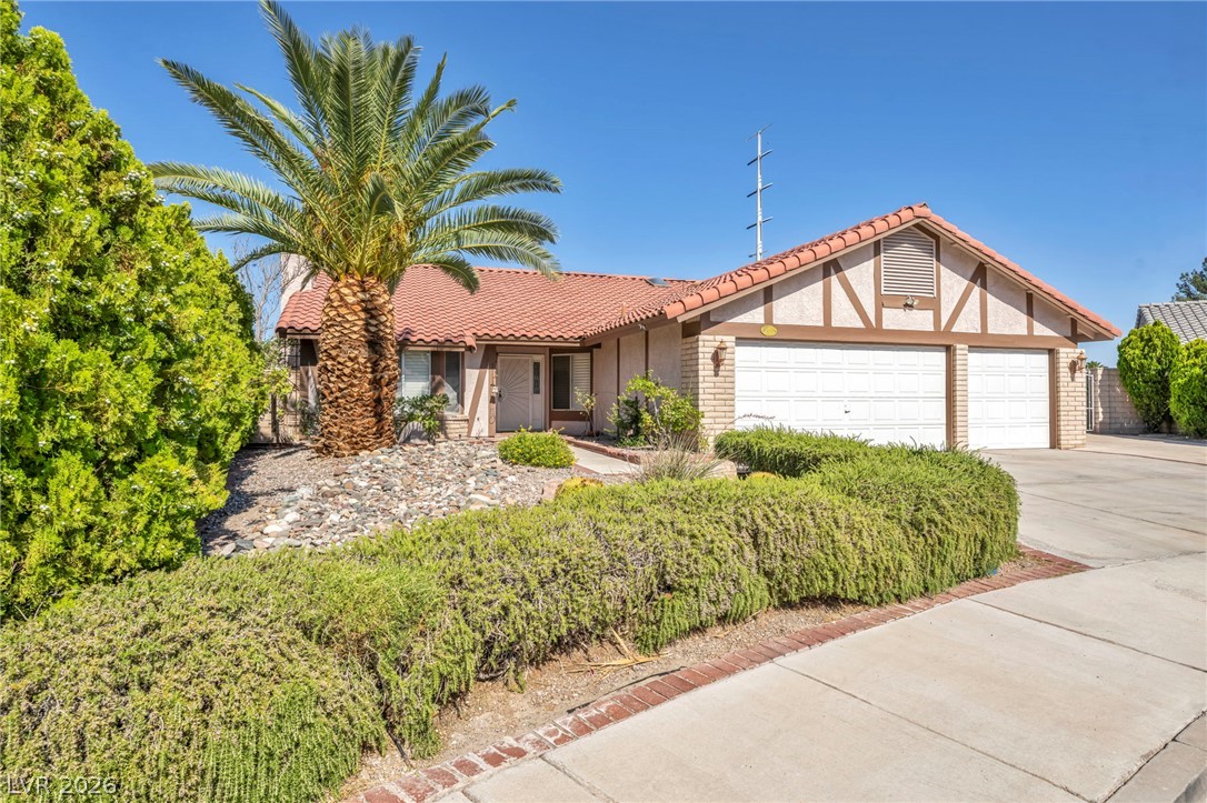 1605 Brocado Lane Property Photo 3