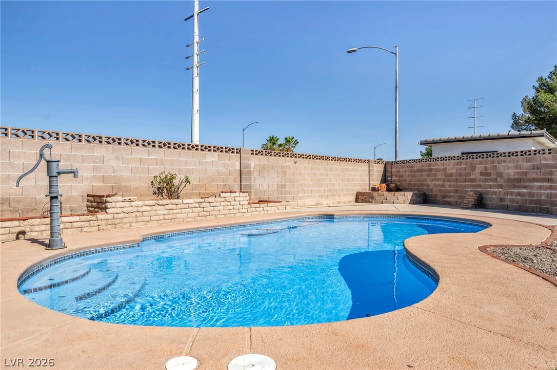 1605 Brocado Lane Property Photo 60
