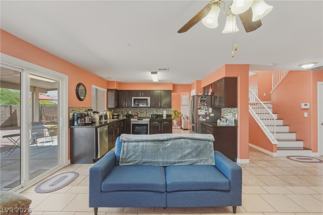 104 Zenith Point Avenue Property Photo 20