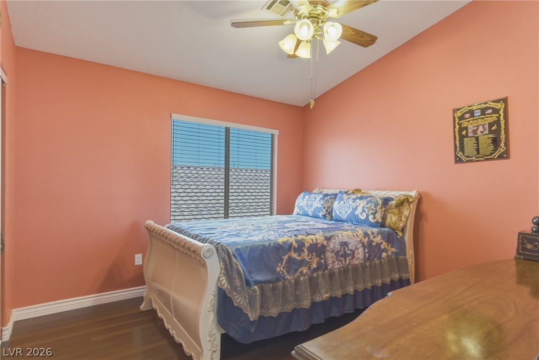 104 Zenith Point Avenue Property Photo 42