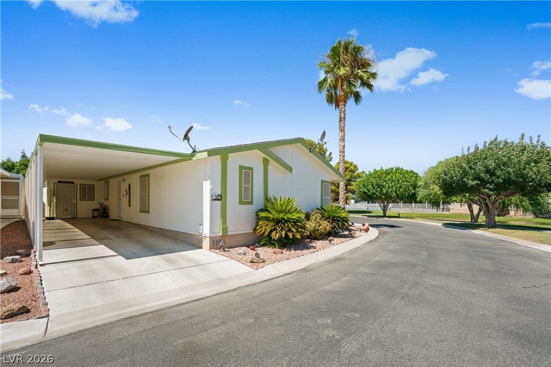 310 Brentwood Drive Property Photo 1