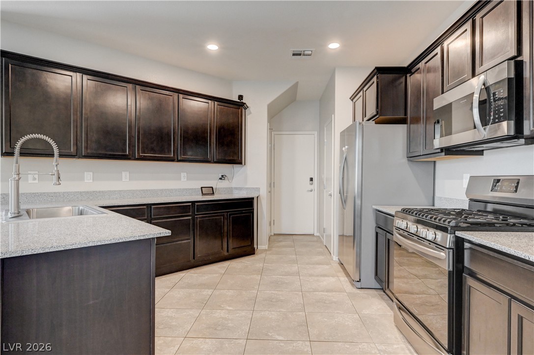 9307 Roadmaster Court Property Photo 8