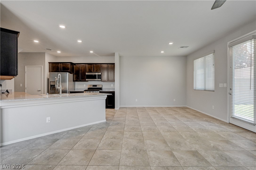 9307 Roadmaster Court Property Photo 16