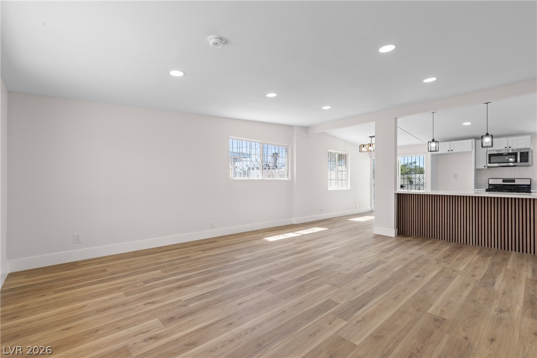 1612 Palora Avenue Property Photo 8