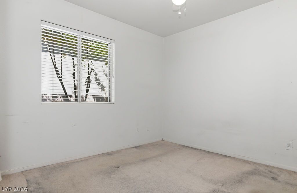 2121 Sunset Vista Avenue Property Photo 17