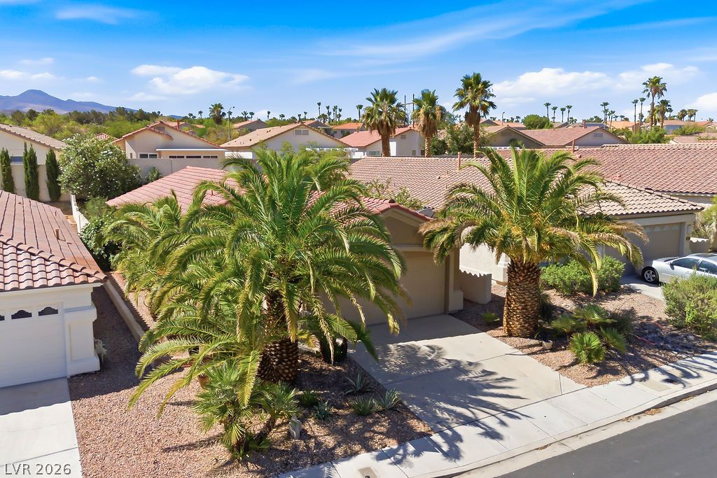 2121 Sunset Vista Avenue Property Photo 18
