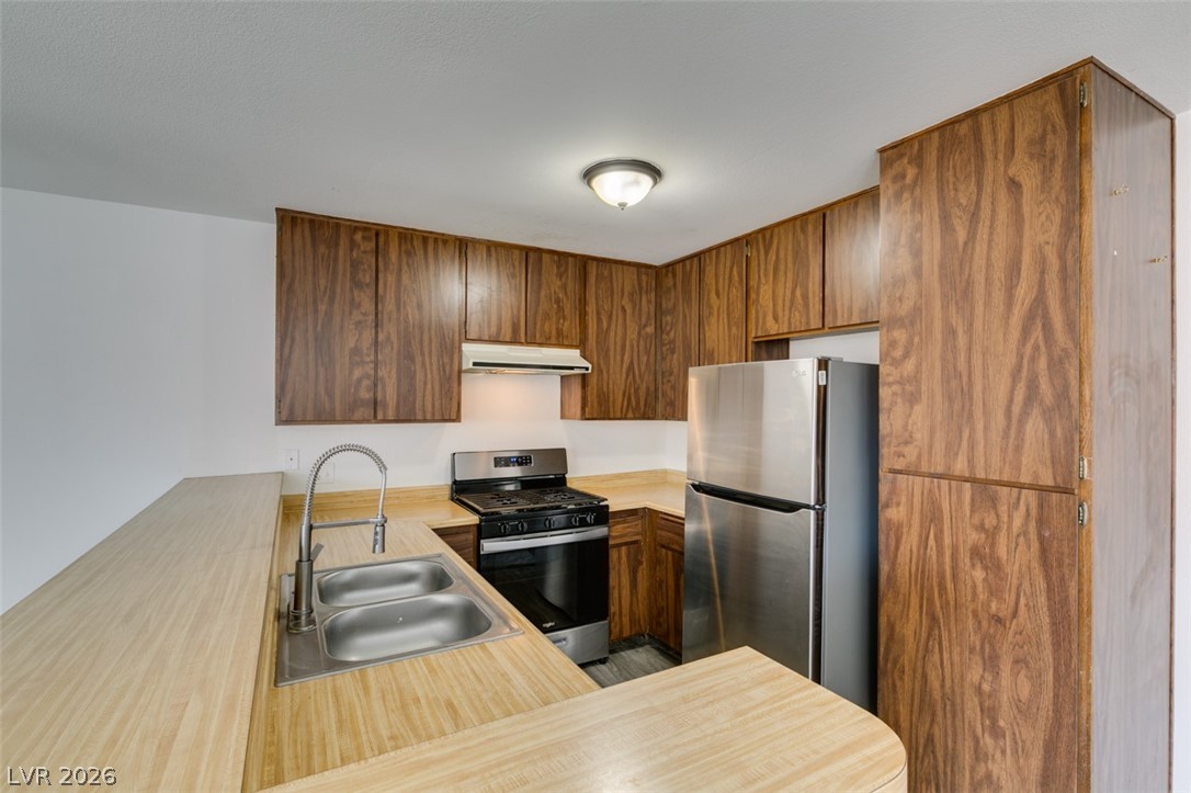 4335 Galore Avenue Property Photo 21