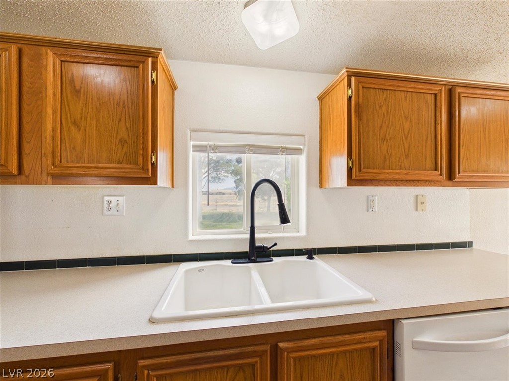 1670 Gee Street Property Photo 22