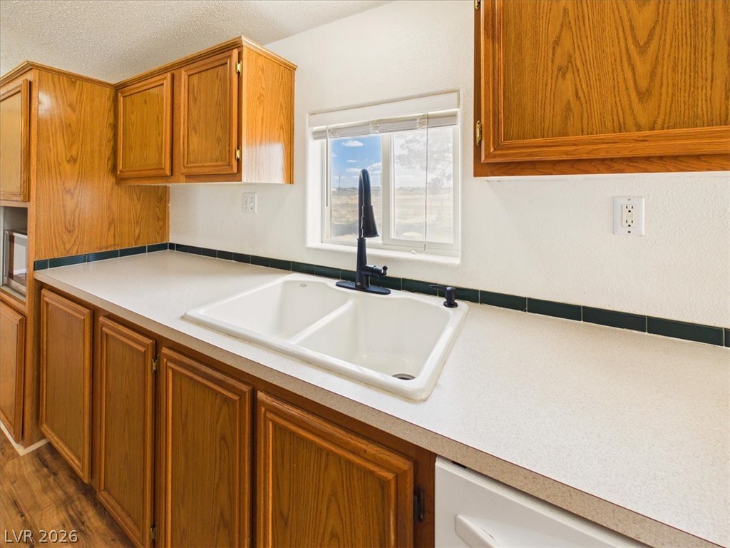 1670 Gee Street Property Photo 26
