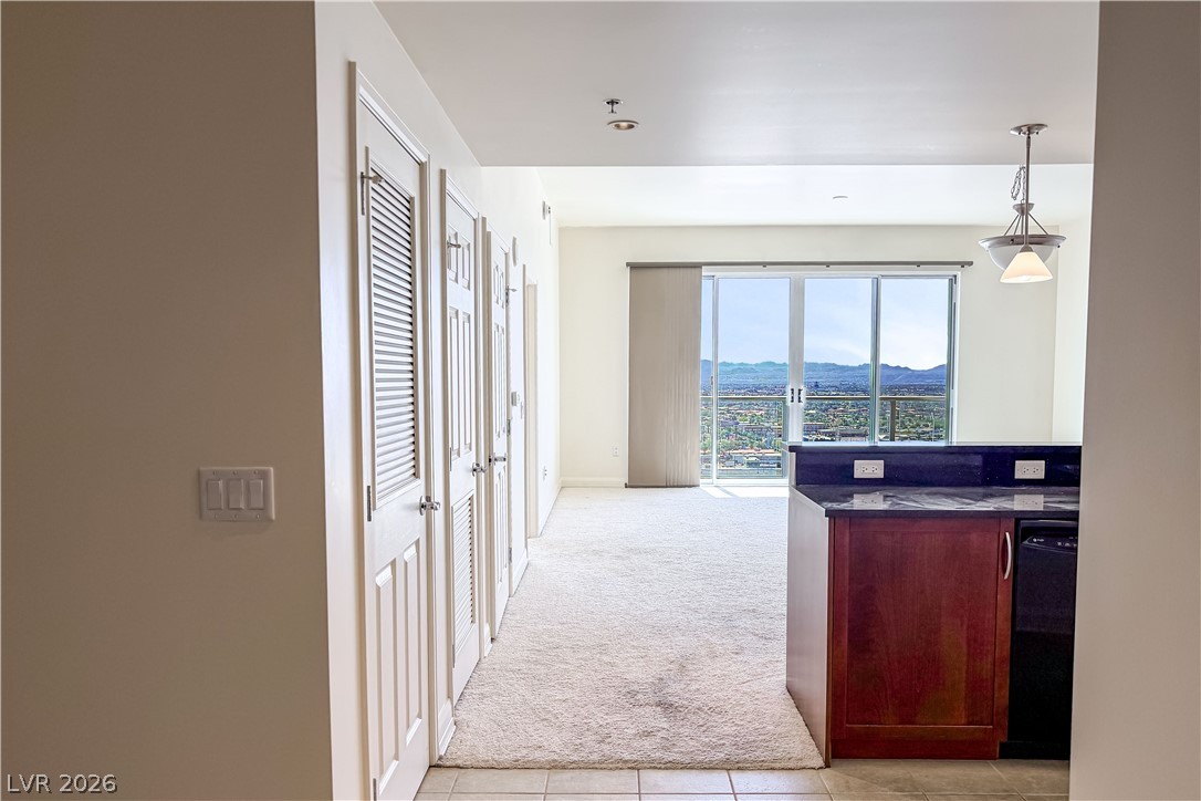 150 Las Vegas Boulevard 1813 Property Photo 6