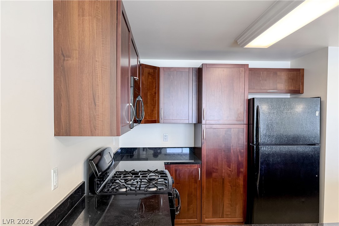 150 Las Vegas Boulevard 1813 Property Photo 10
