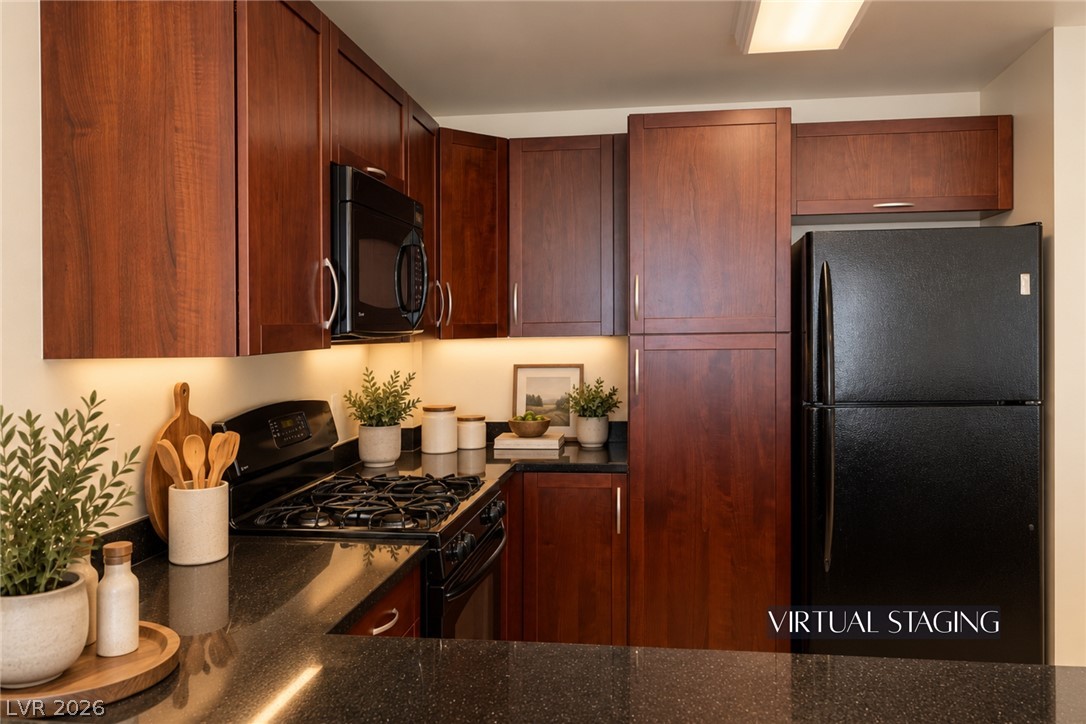 150 Las Vegas Boulevard 1813 Property Photo 14