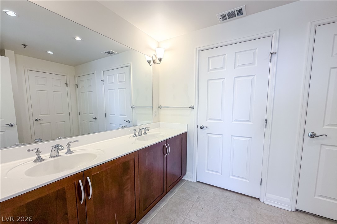 150 Las Vegas Boulevard 1813 Property Photo 29