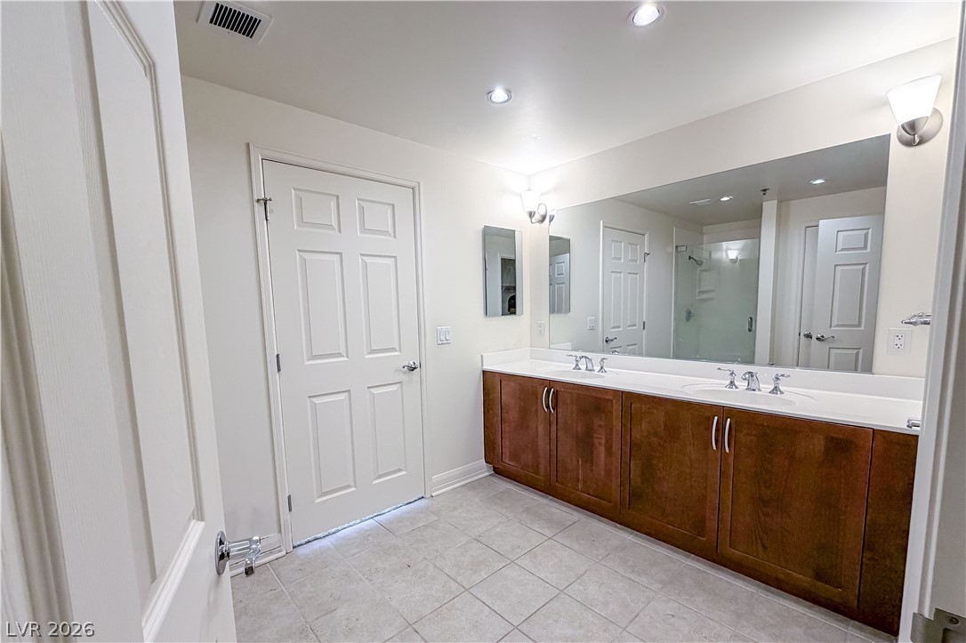 150 Las Vegas Boulevard 1813 Property Photo 33
