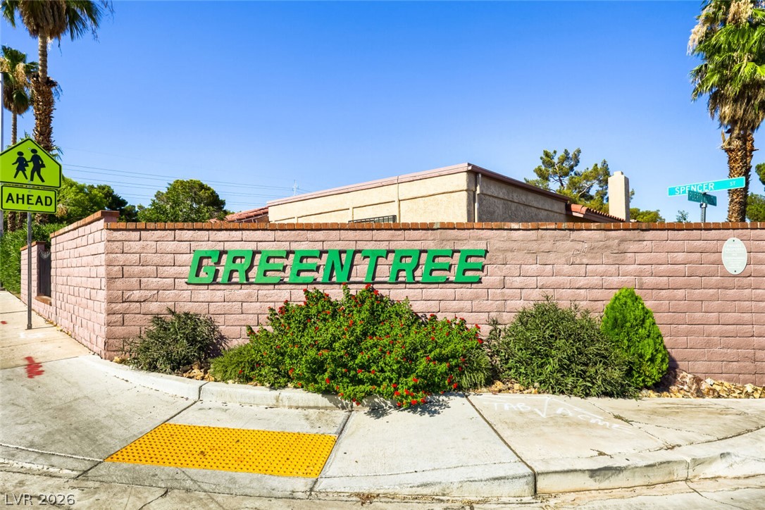 1882 Camino Verde Lane Property Photo 3