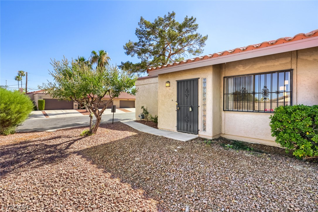 1882 Camino Verde Lane Property Photo 9
