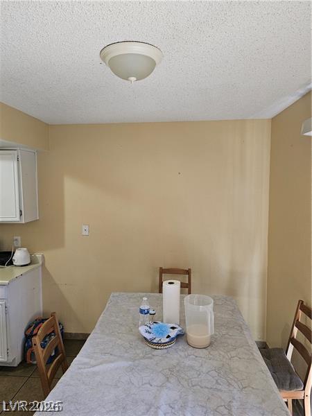 211 North Lamb Boulevard D Property Photo 4