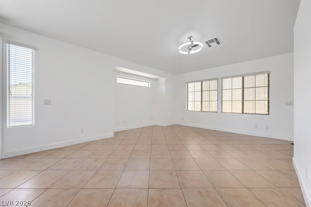 3520 Tesoro Del Valle Court Property Photo 6