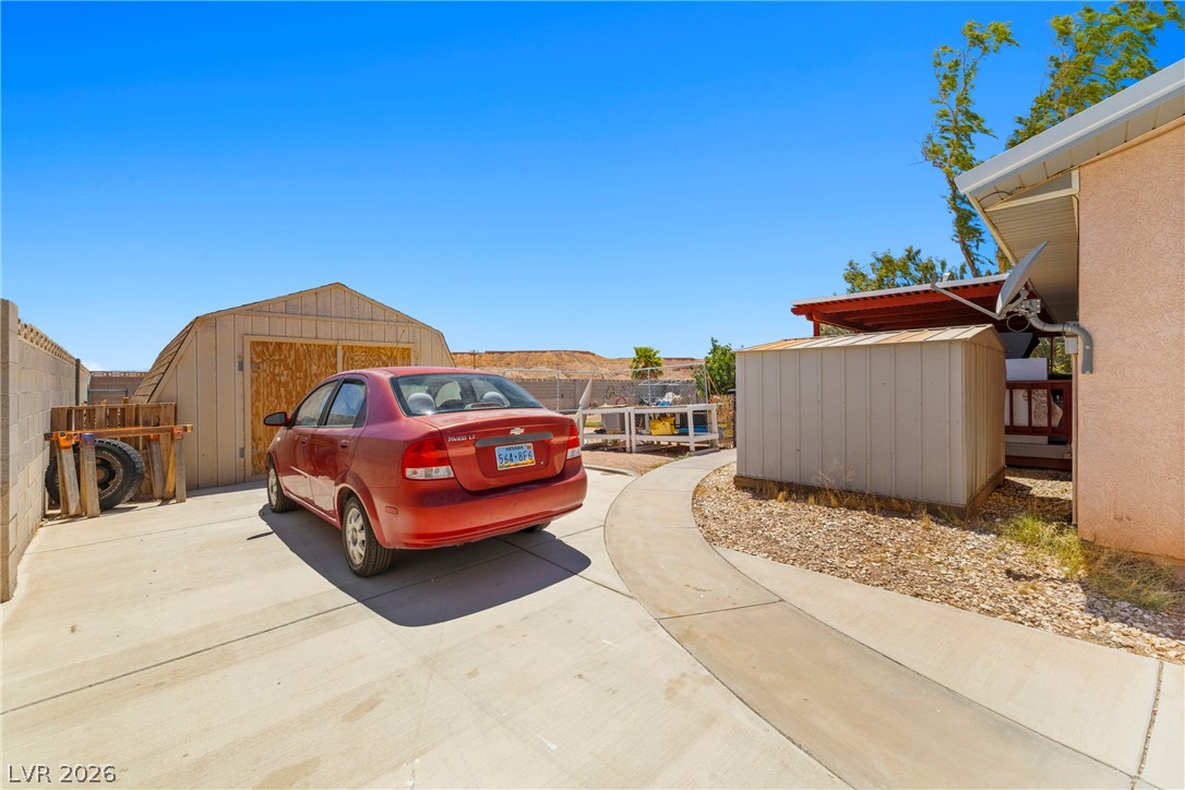 1575 Navajo Avenue Property Photo 9
